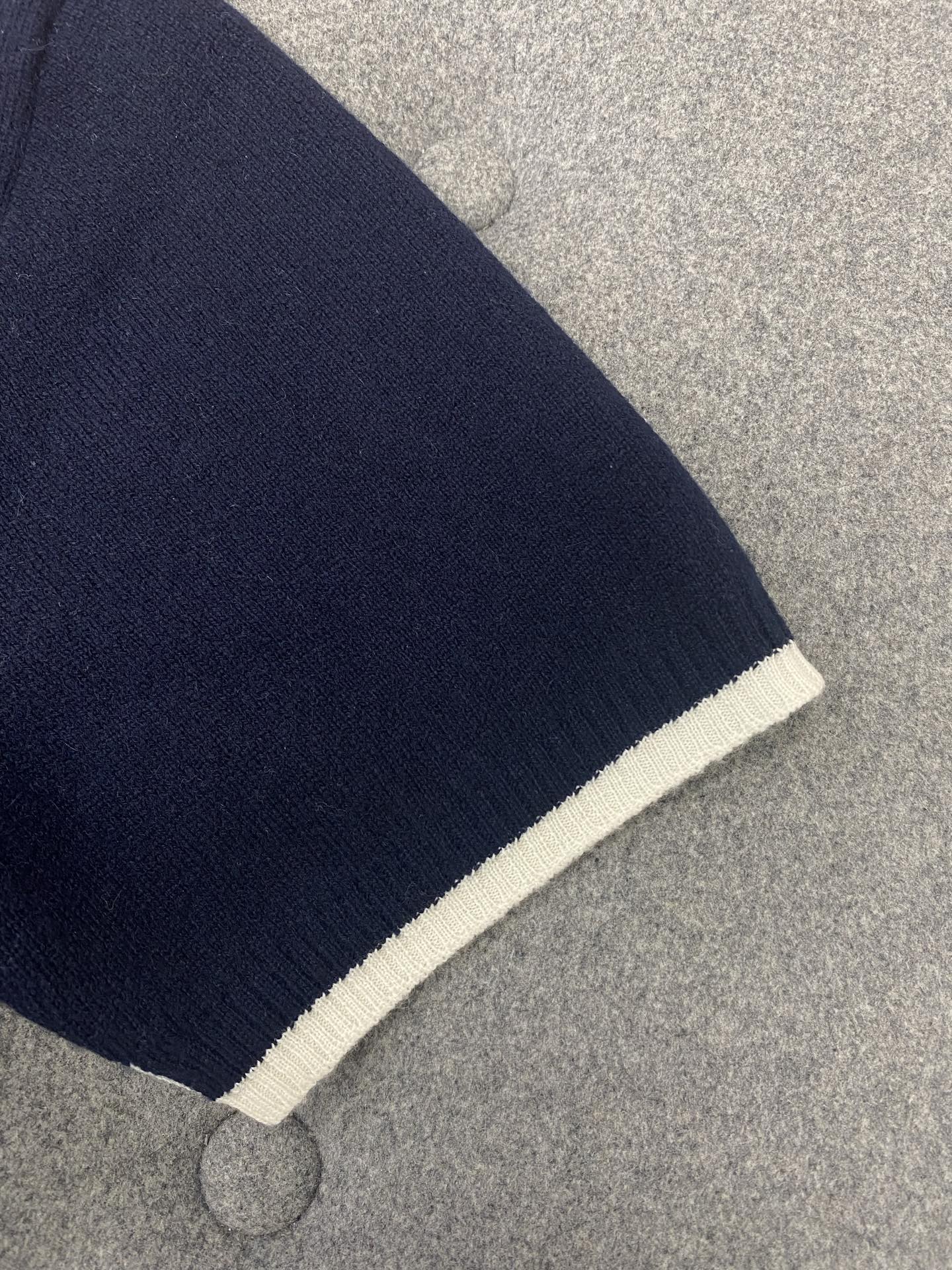 0fa385e2803d9b8385d2a9b916139679_1781505925_1909.jpg