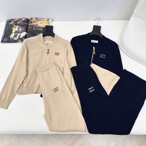 미우미우 니트 가디건+스트레이트 팬츠