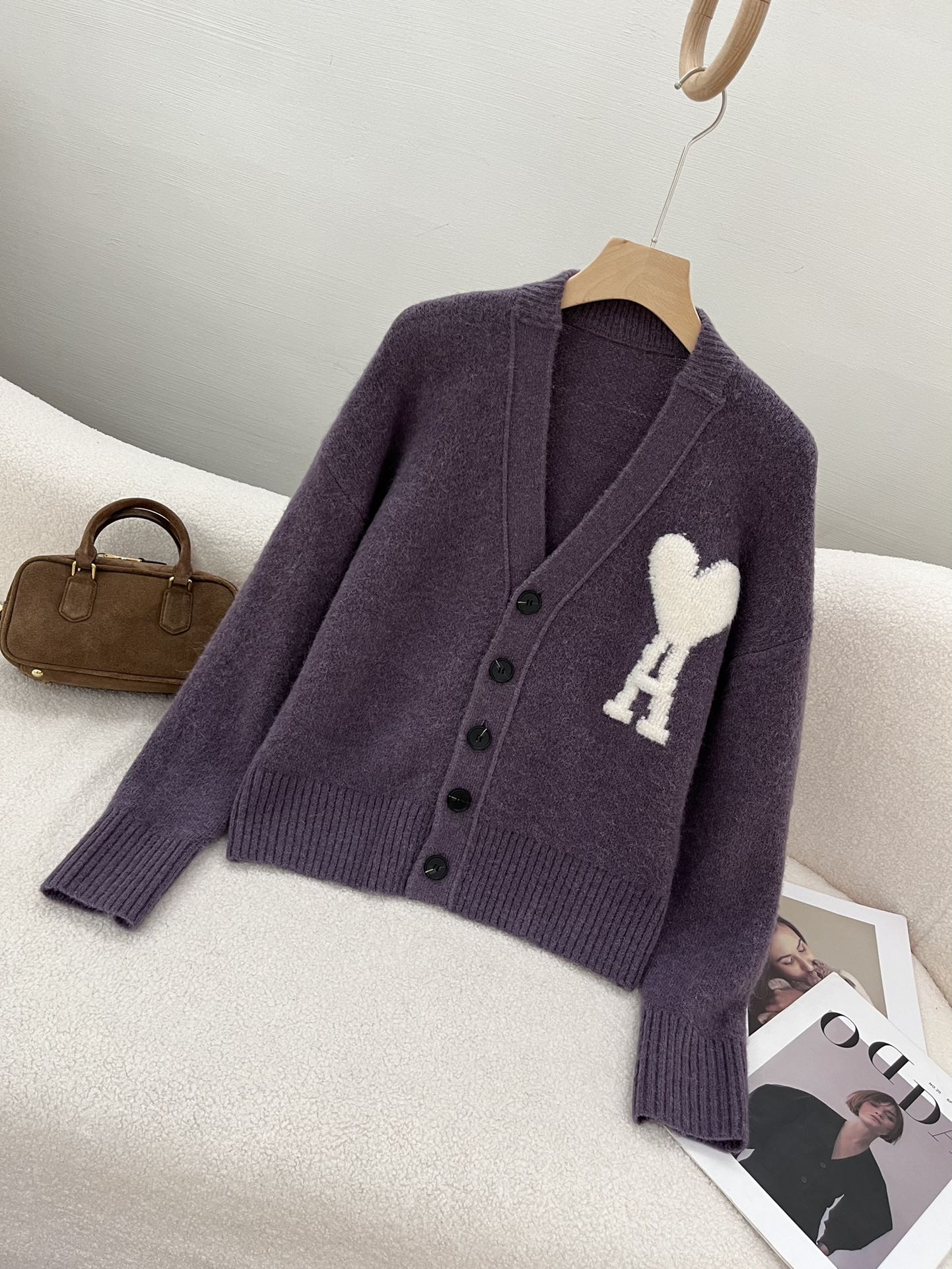 아미 니트 가디건