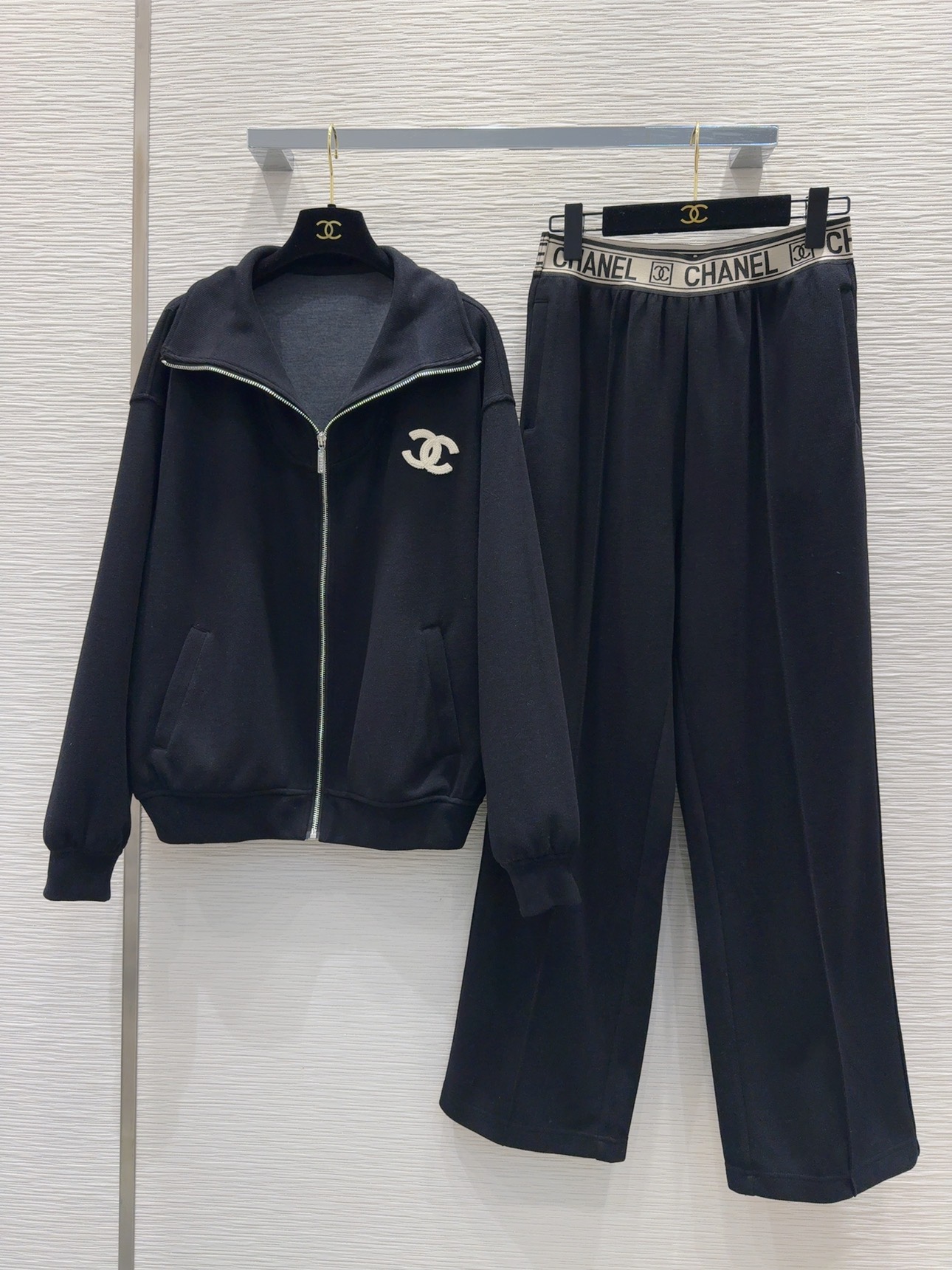 샤넬 트레이닝복 세트