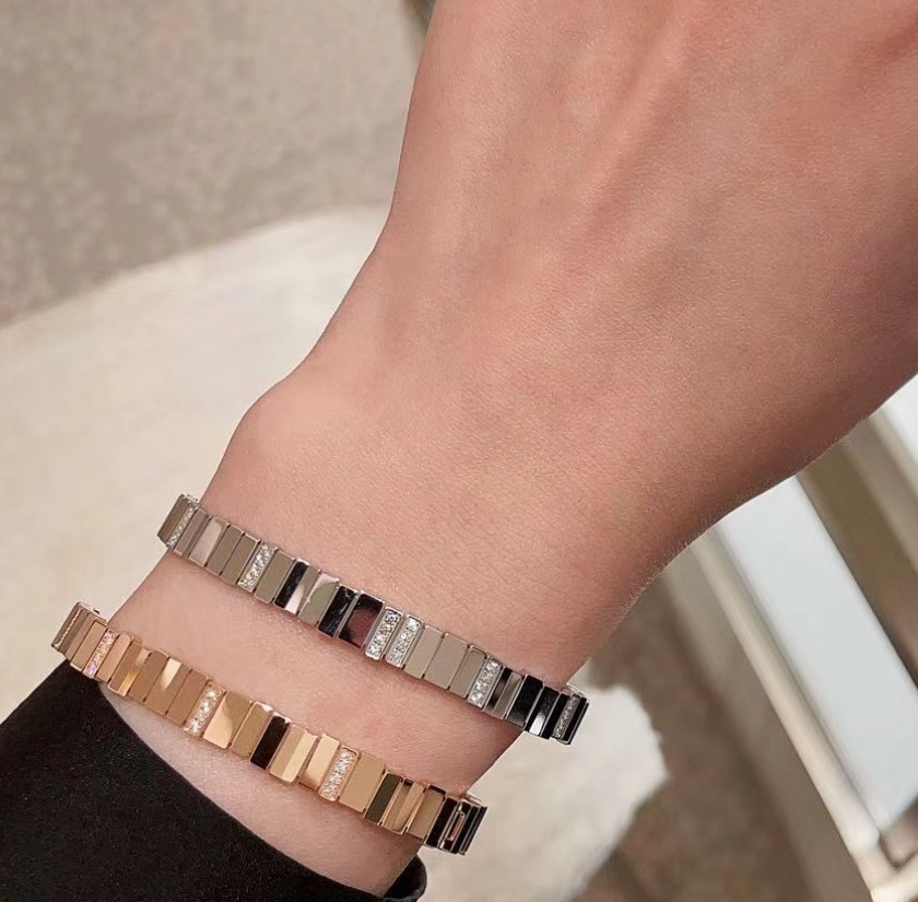 디올 젬 디올 팔찌 V골드(18k 함유량 40%)