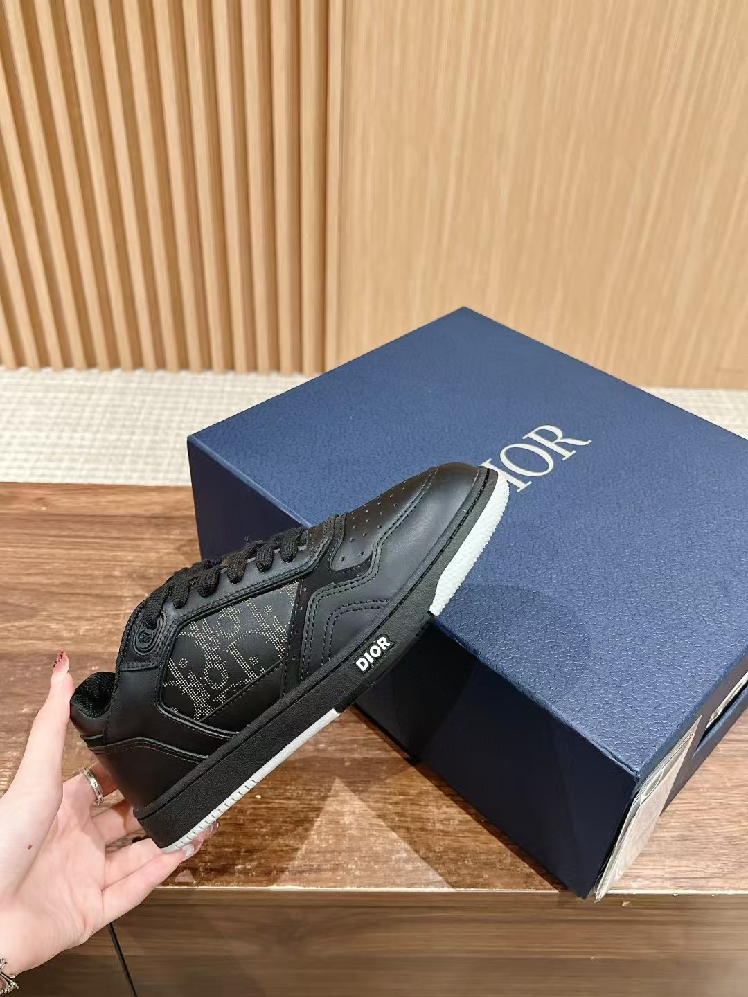 디올 오블리크 B27 로우탑 스니커즈 (2컬러)