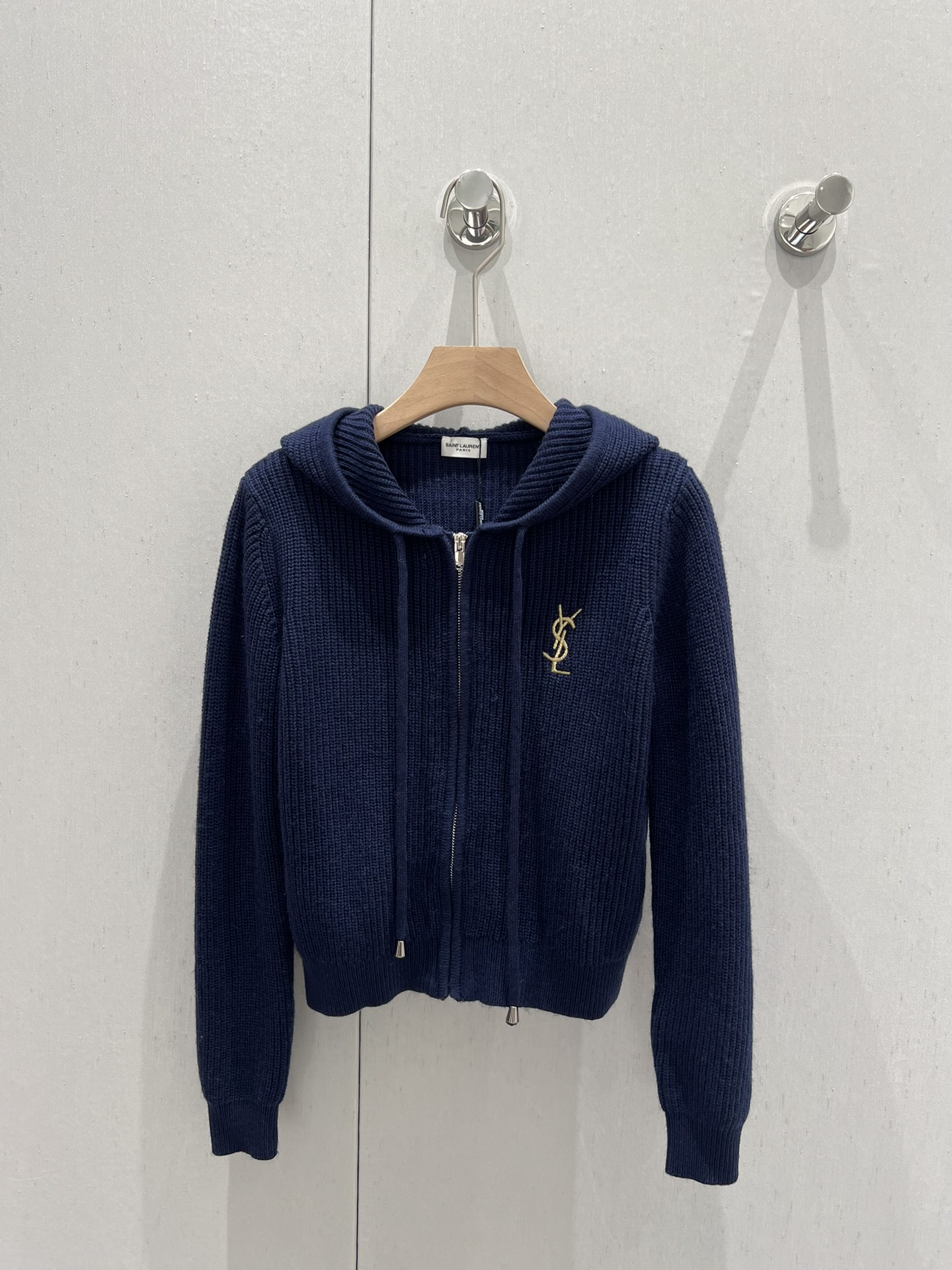 생로랑 후드집업