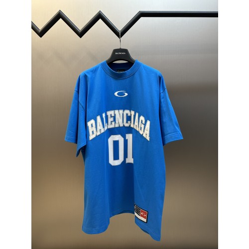 발렌시아가 티셔츠