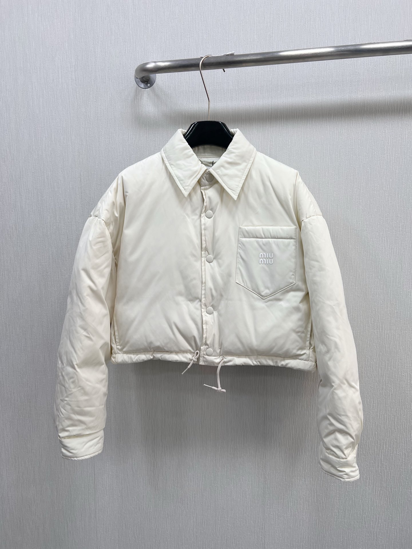 미우미우 크롭 패딩