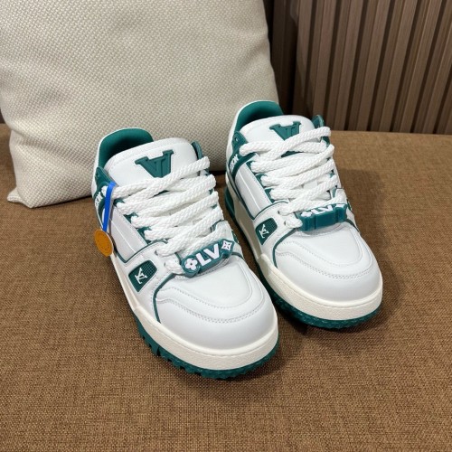 루이비통 트레이너 스니커즈 (정품급)