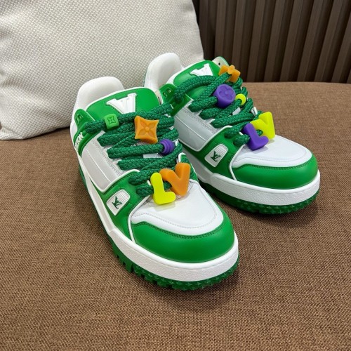 루이비통 트레이너 스니커즈 (정품급)