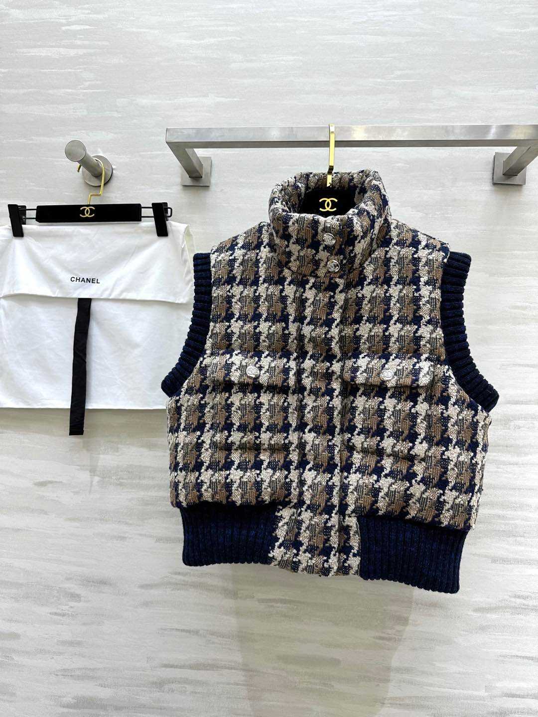 샤넬 트위드 조끼 패딩