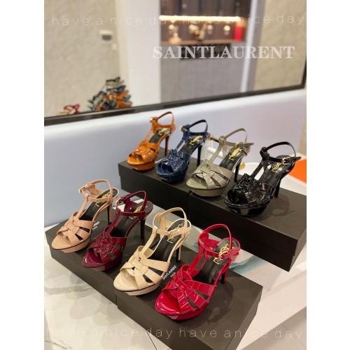 생로랑 유광 샌들