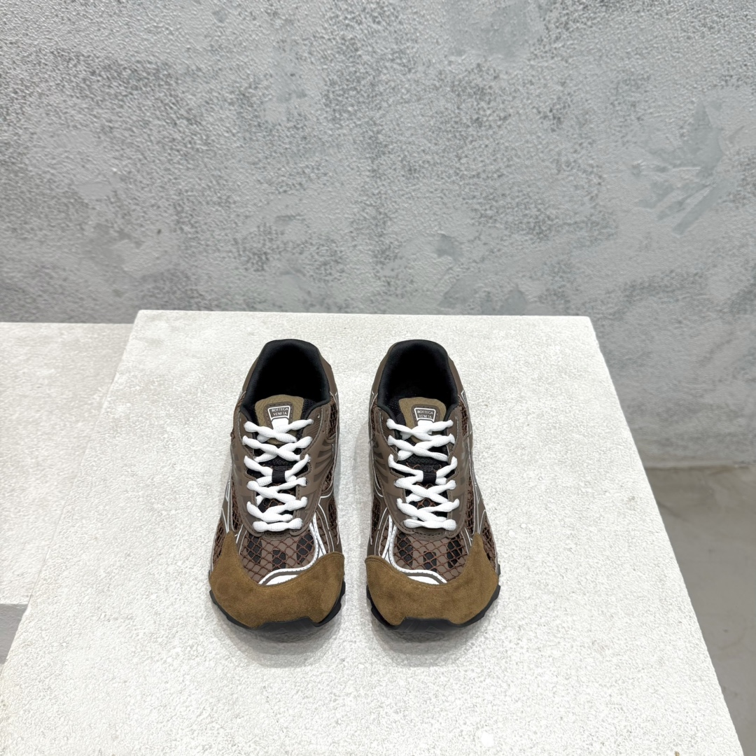 보테가베네타 남여공용 오르빗 스니커즈