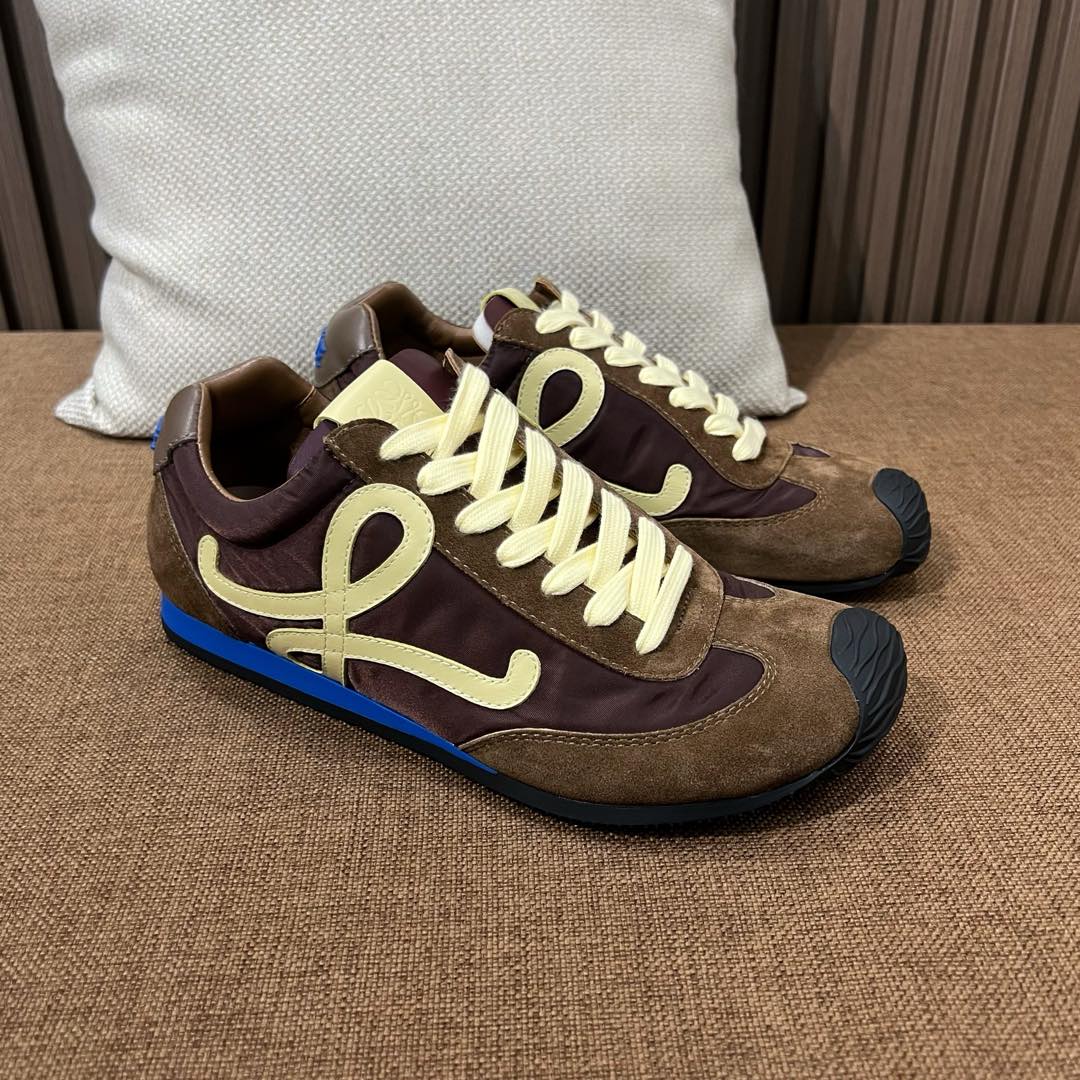 로에베 스니커즈 정품급