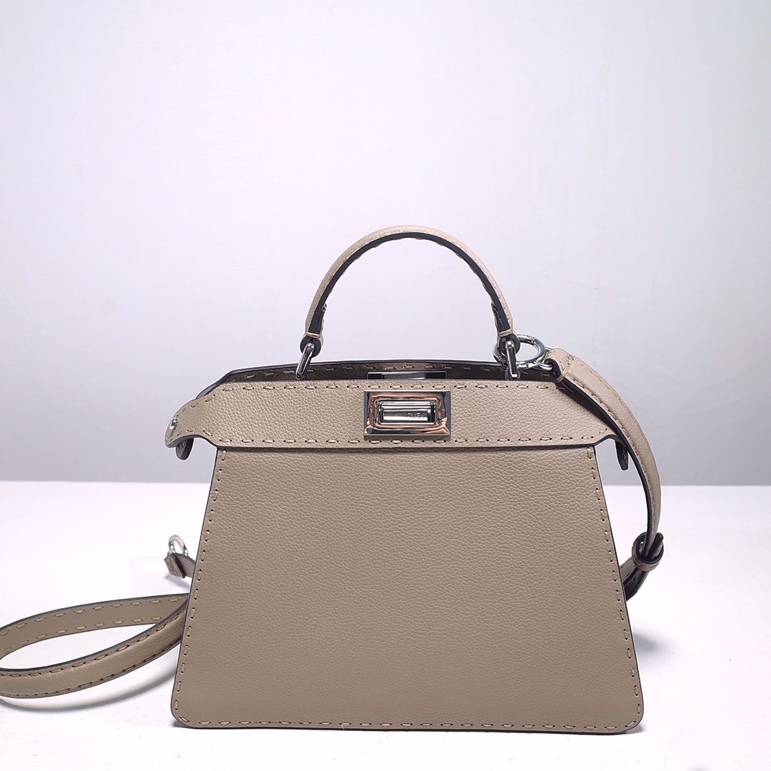 펜디 피카부 I See U 스몰