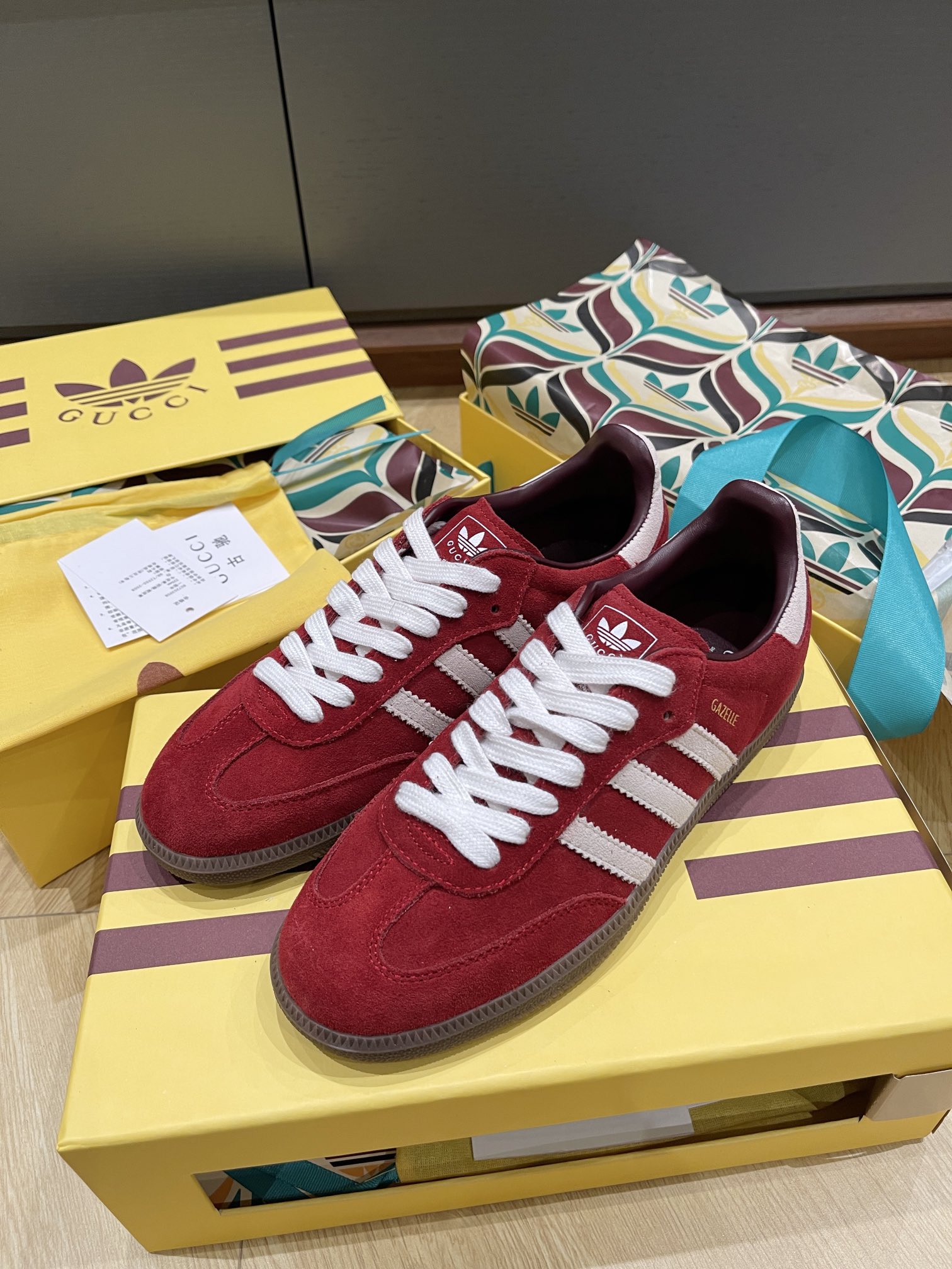 구찌x아디다스 스니커즈