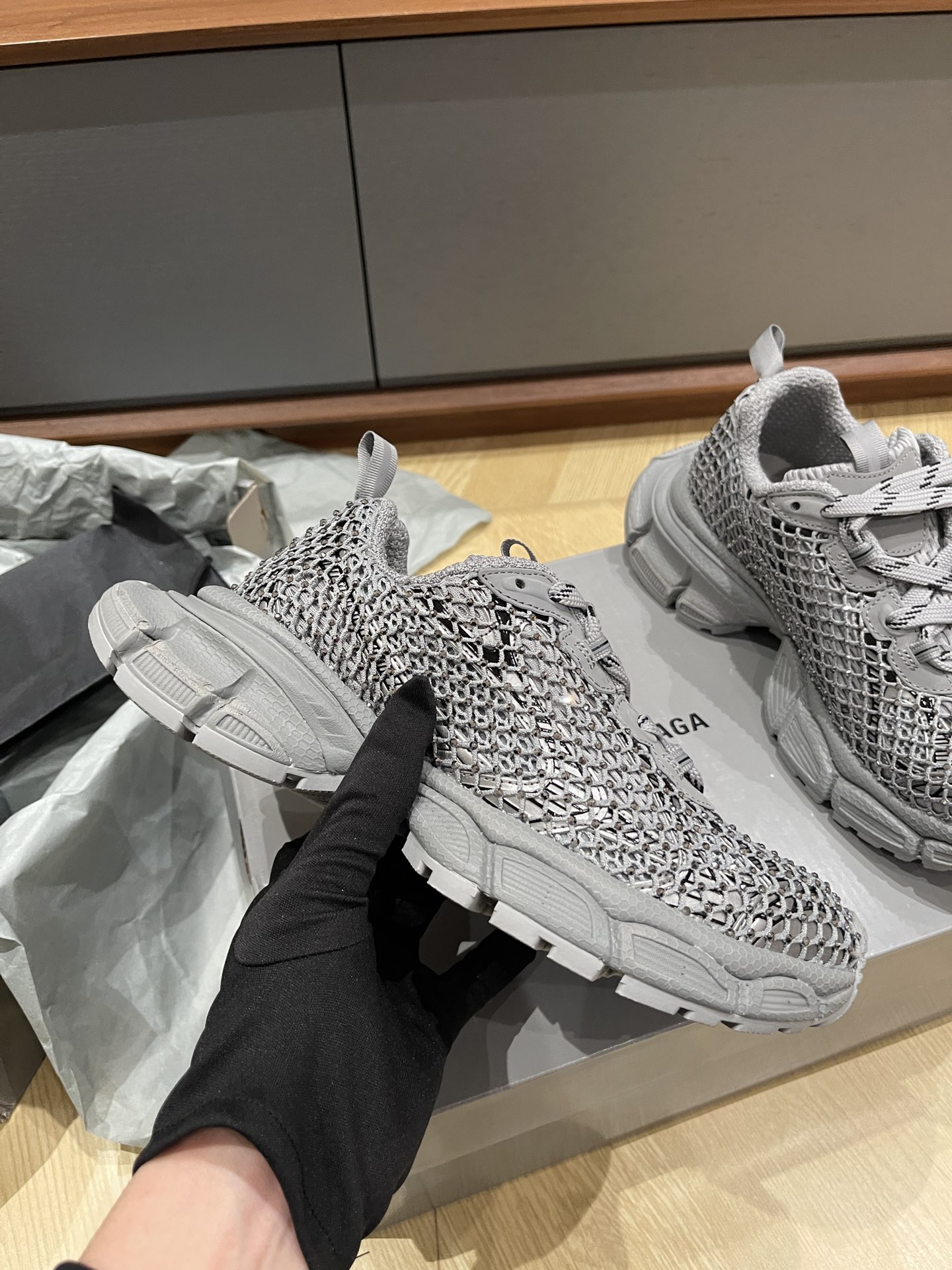 발렌시아가 운동화