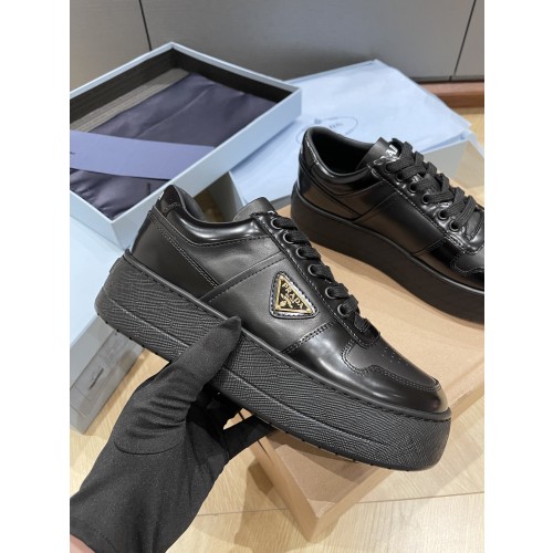 프라다 스니커즈