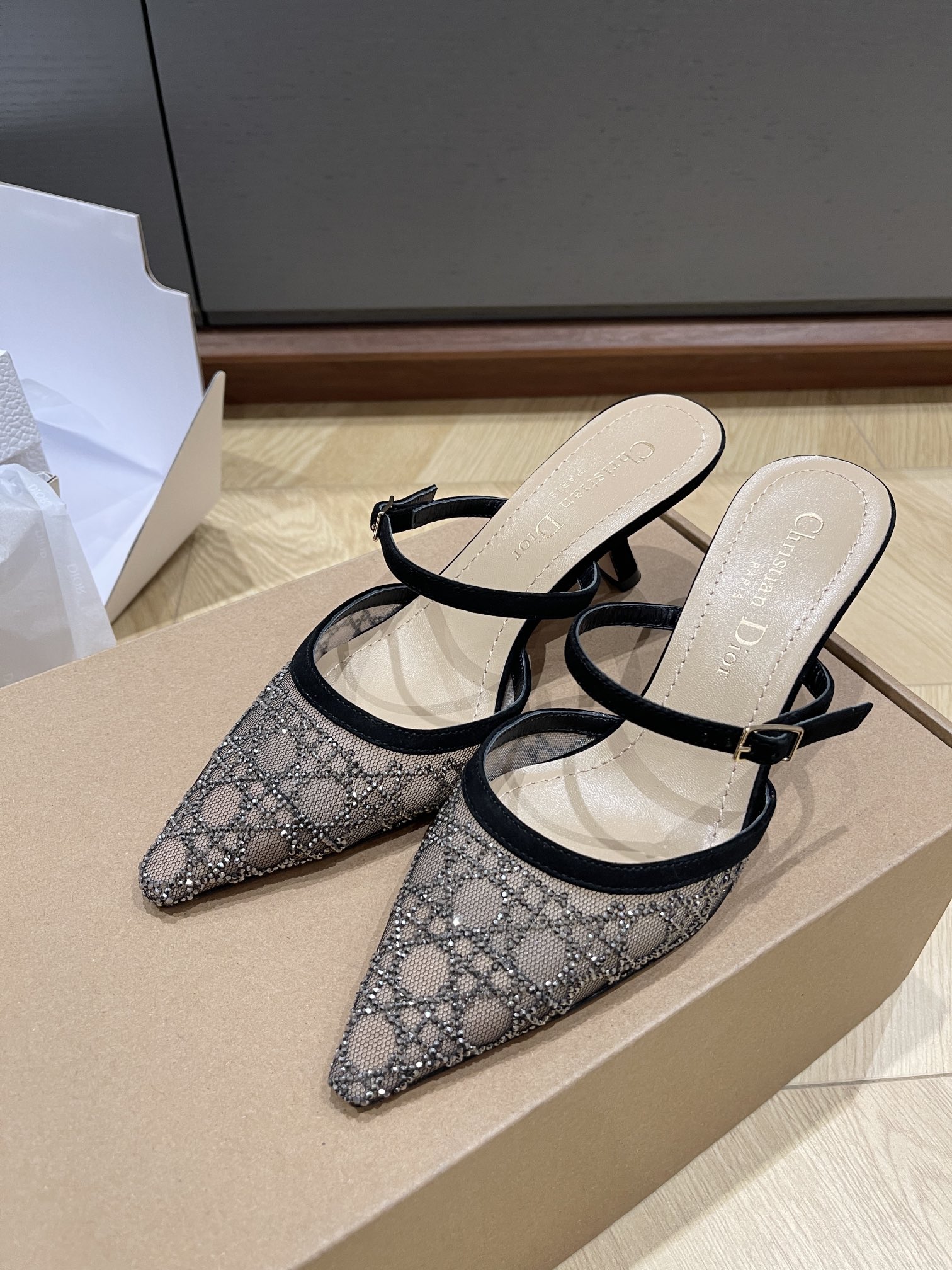 디올 구두 (굽높이6.5cm)