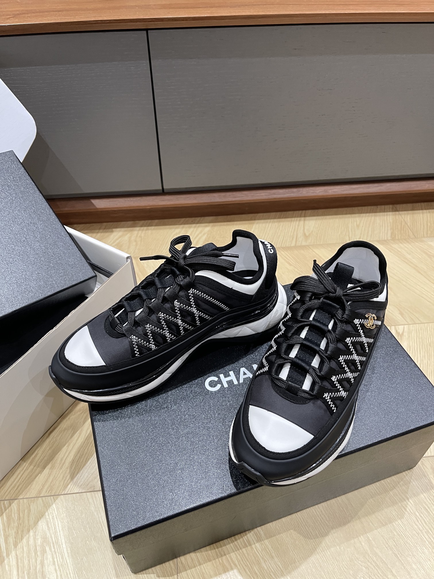 샤넬 운동화