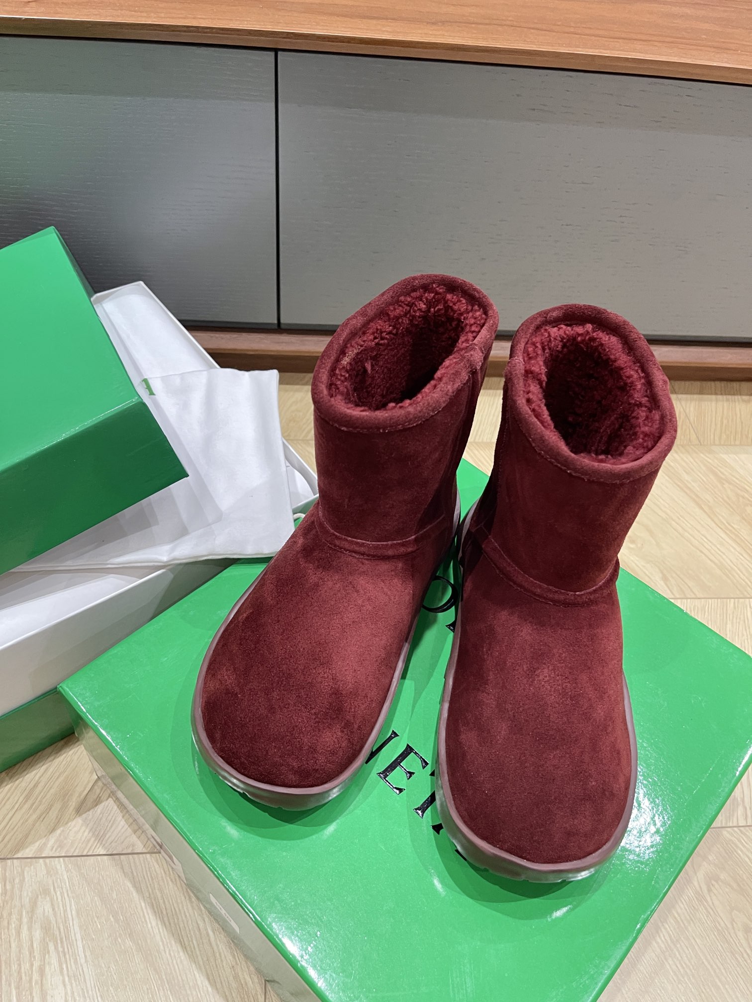 보테가베네타 어그부츠