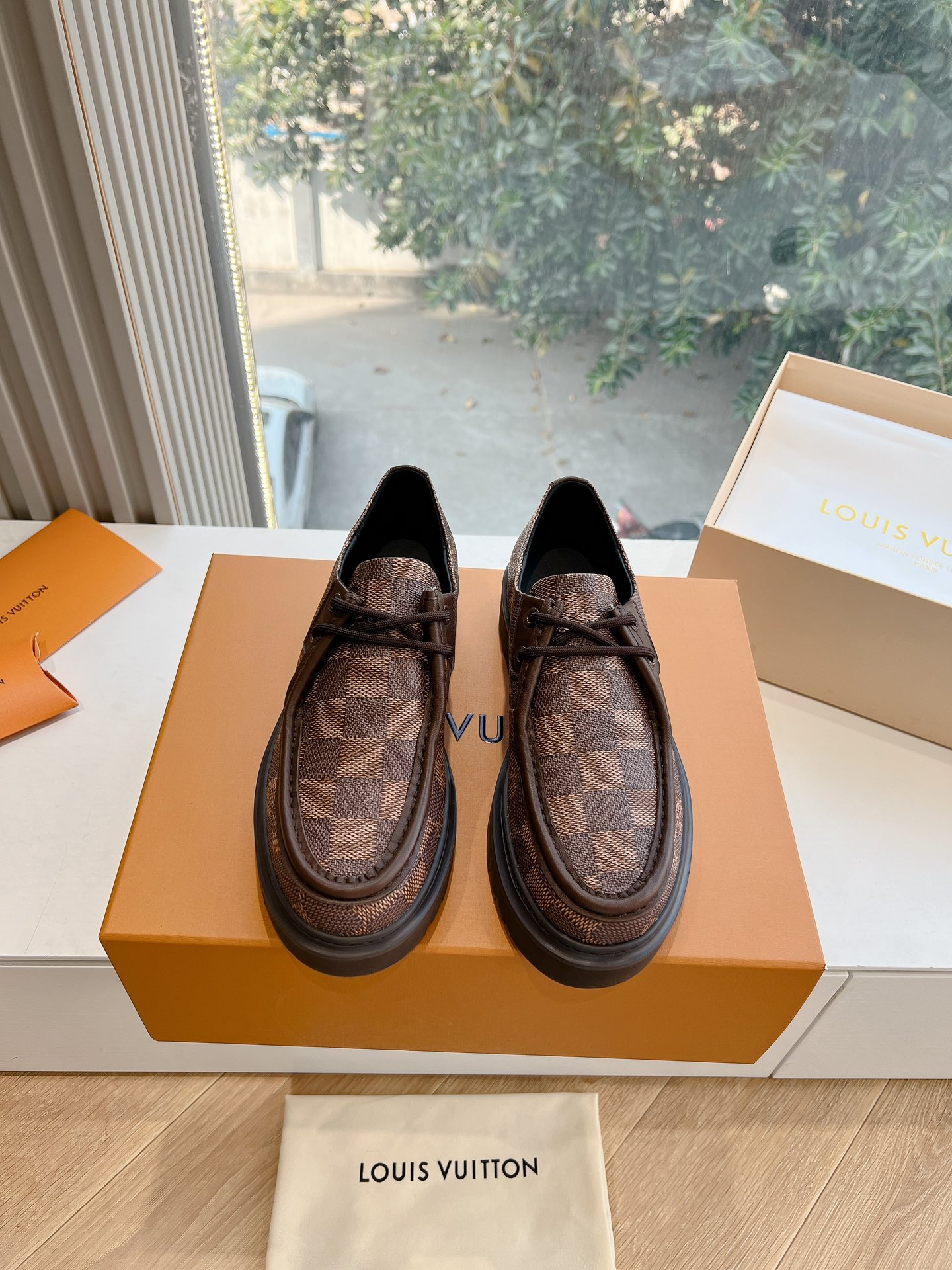 루이비통 아치라이트 구두