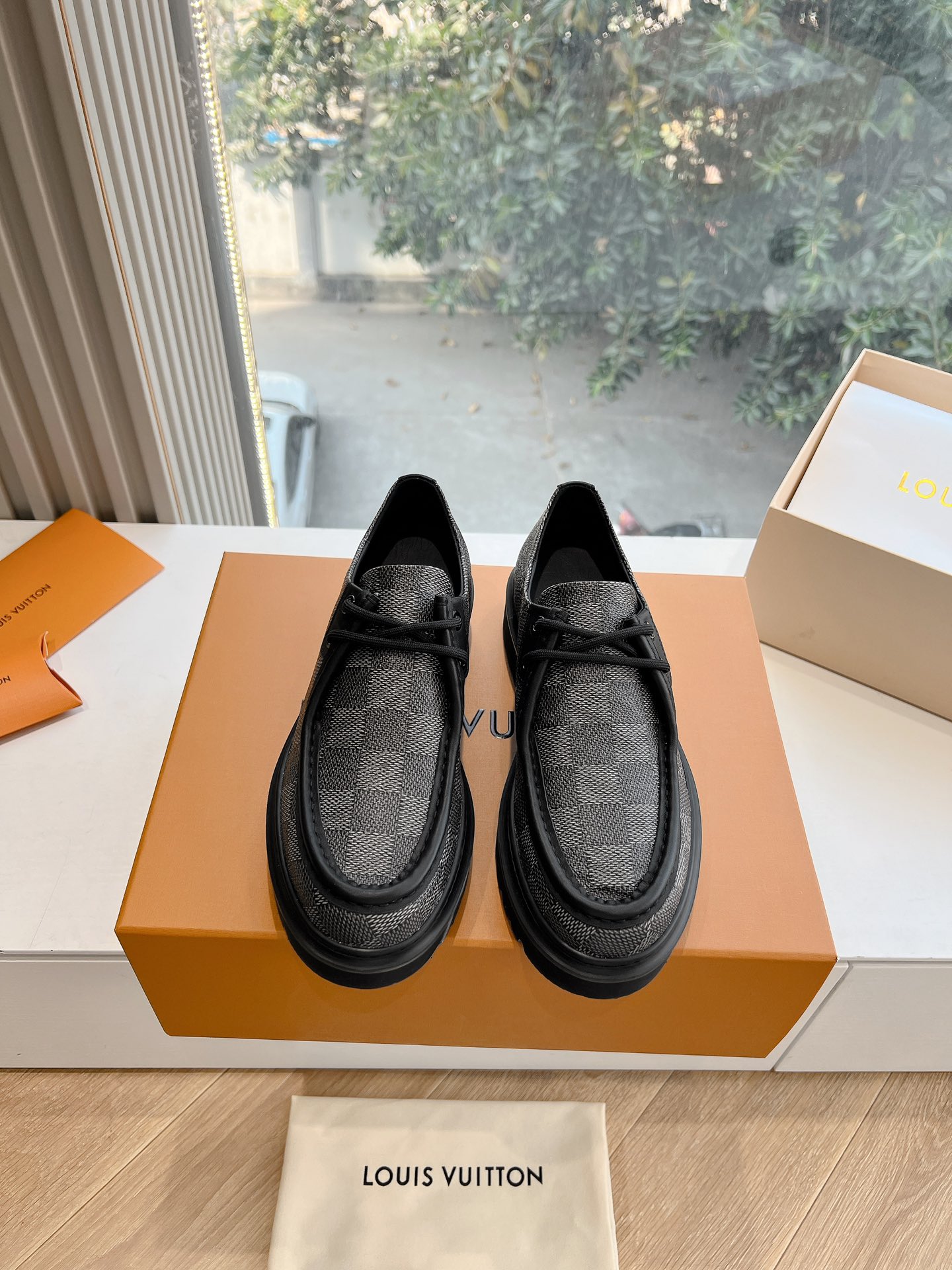 루이비통 아치라이트 구두