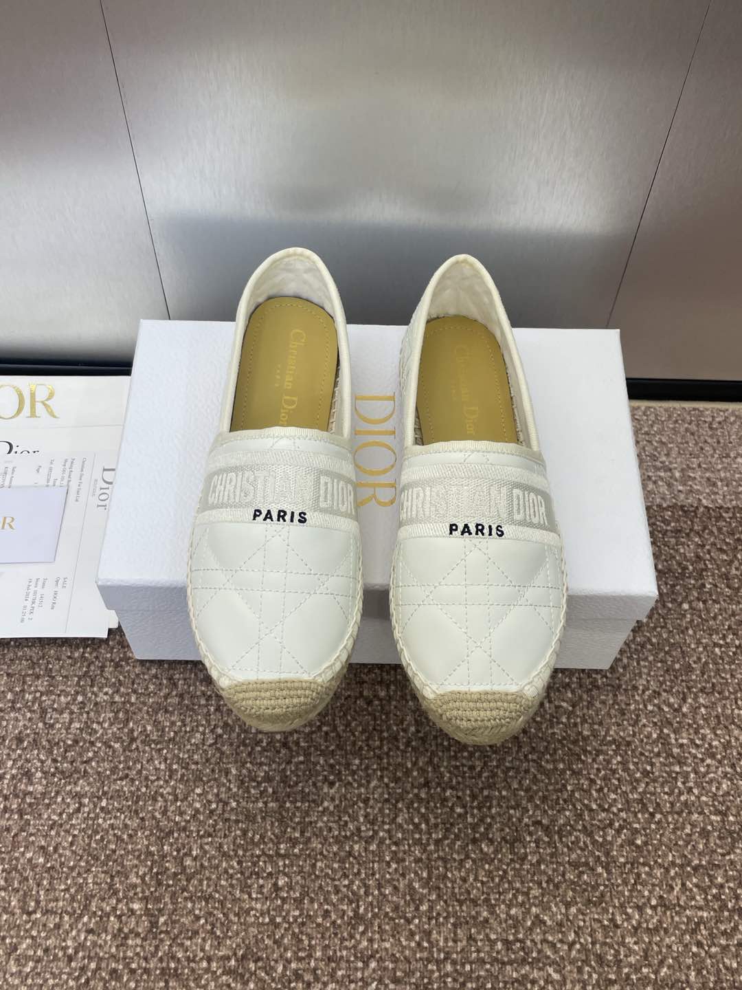 디올 레이지 슈즈