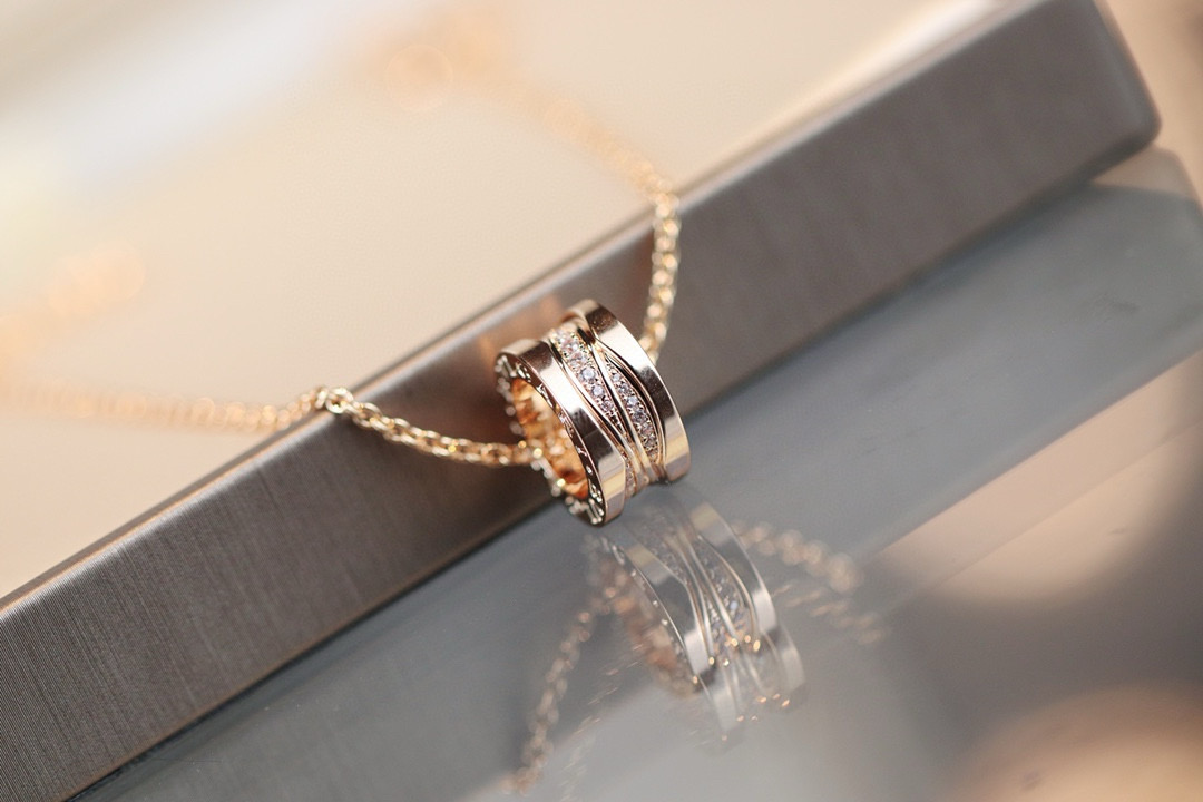 불가리 비제로원 네크리스 1.5cm(다이아) 로즈골드