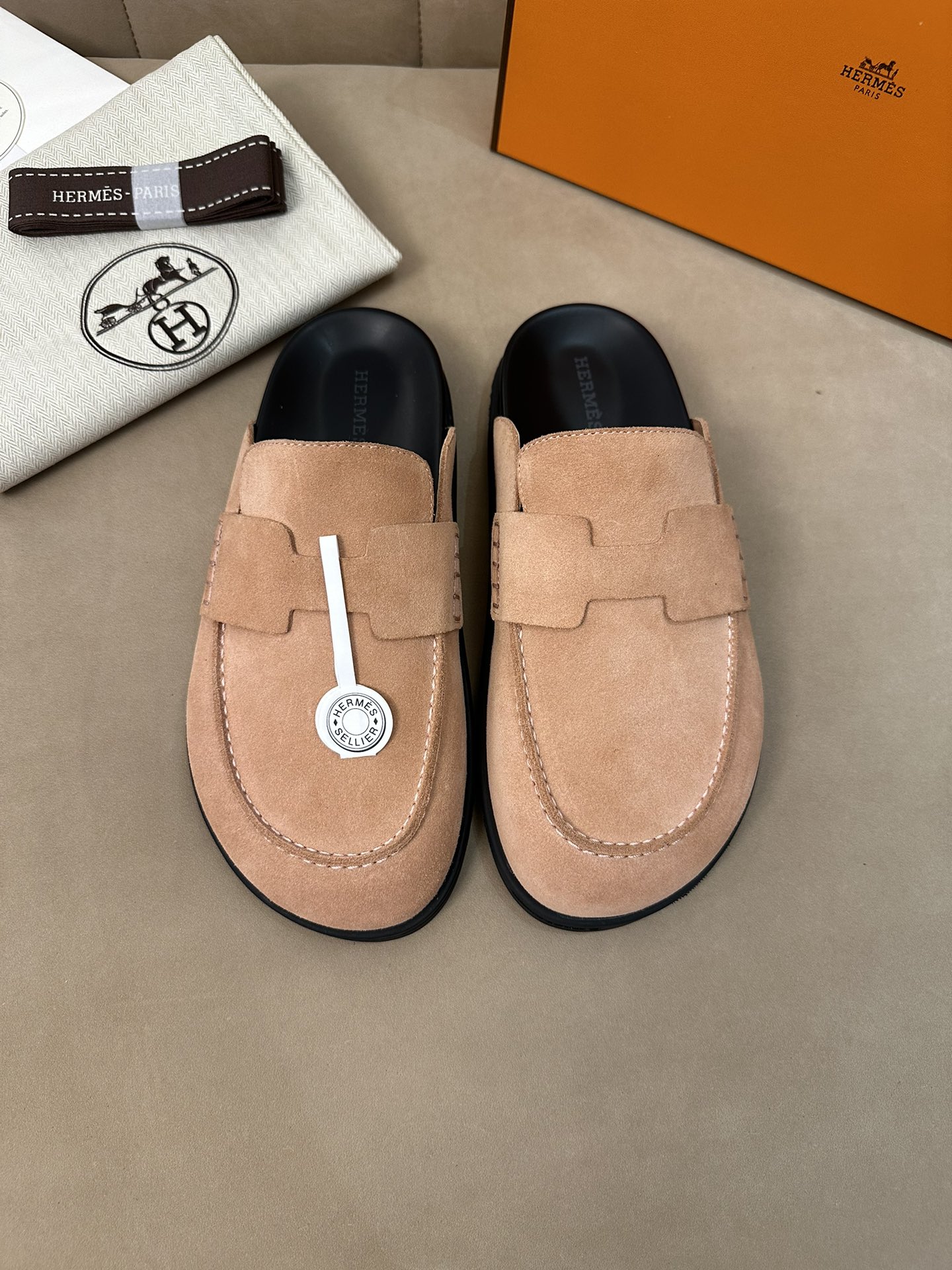 에르메스 뮬 슬리퍼