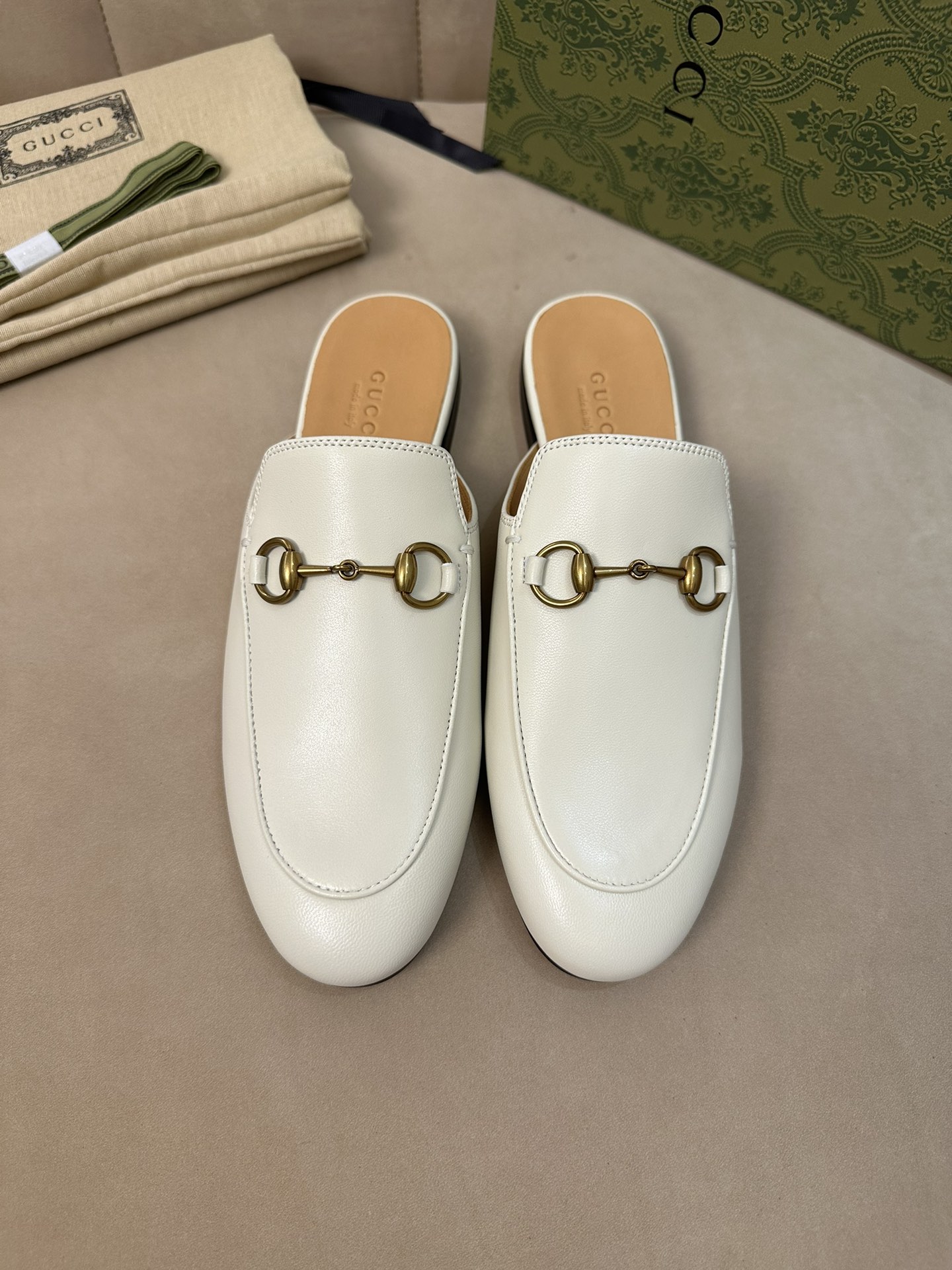 구찌 뮬 슬리퍼