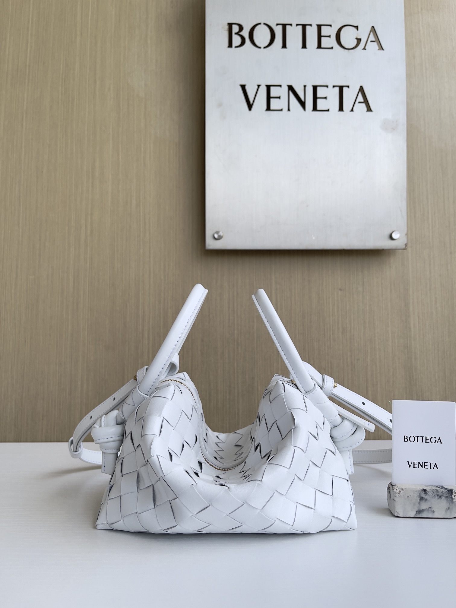 보테가베네타 루프 스몰 크로스백 796615