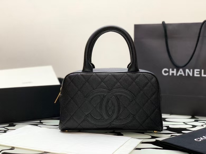 샤넬 CC로고 탑 핸들백