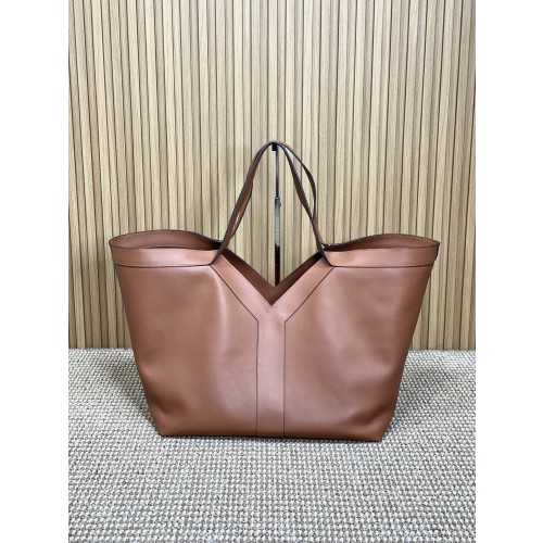 생로랑 가죽 소재의 Y 토트 브릭