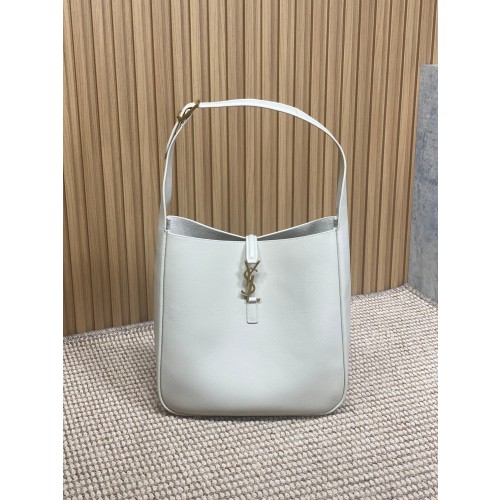 생로랑 생로랑 LE 5 A 7 라지 호보백 753837