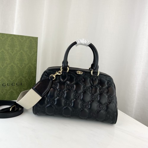 GUCCi 구찌 GG 마틀라세 레더 탑 핸들백 702242