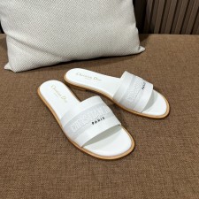 디올 디웨이 슬리퍼 정품급