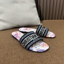 디올 디웨이 슬리퍼 정품급