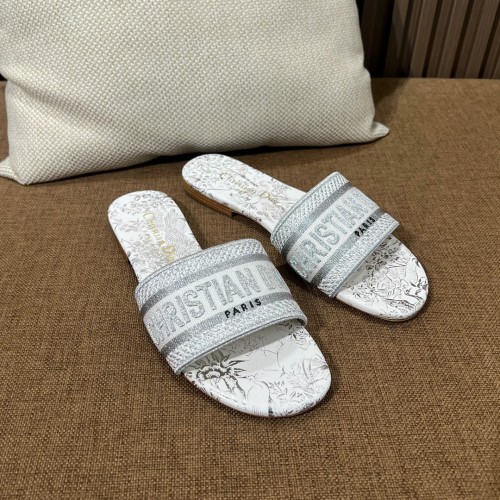 디올 디웨이 슬리퍼 정품급