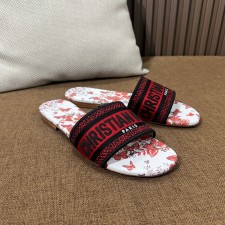디올 디웨이 슬리퍼 정품급