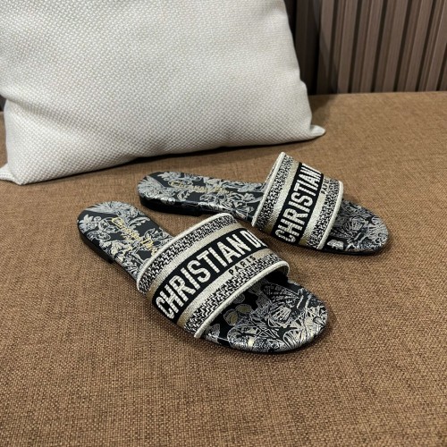 디올 디웨이 슬리퍼 정품급