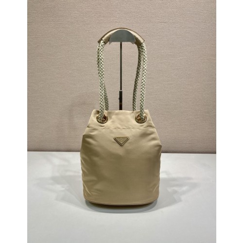 프라다 마리너 리나일론 스몰 버킷 백 1BE082