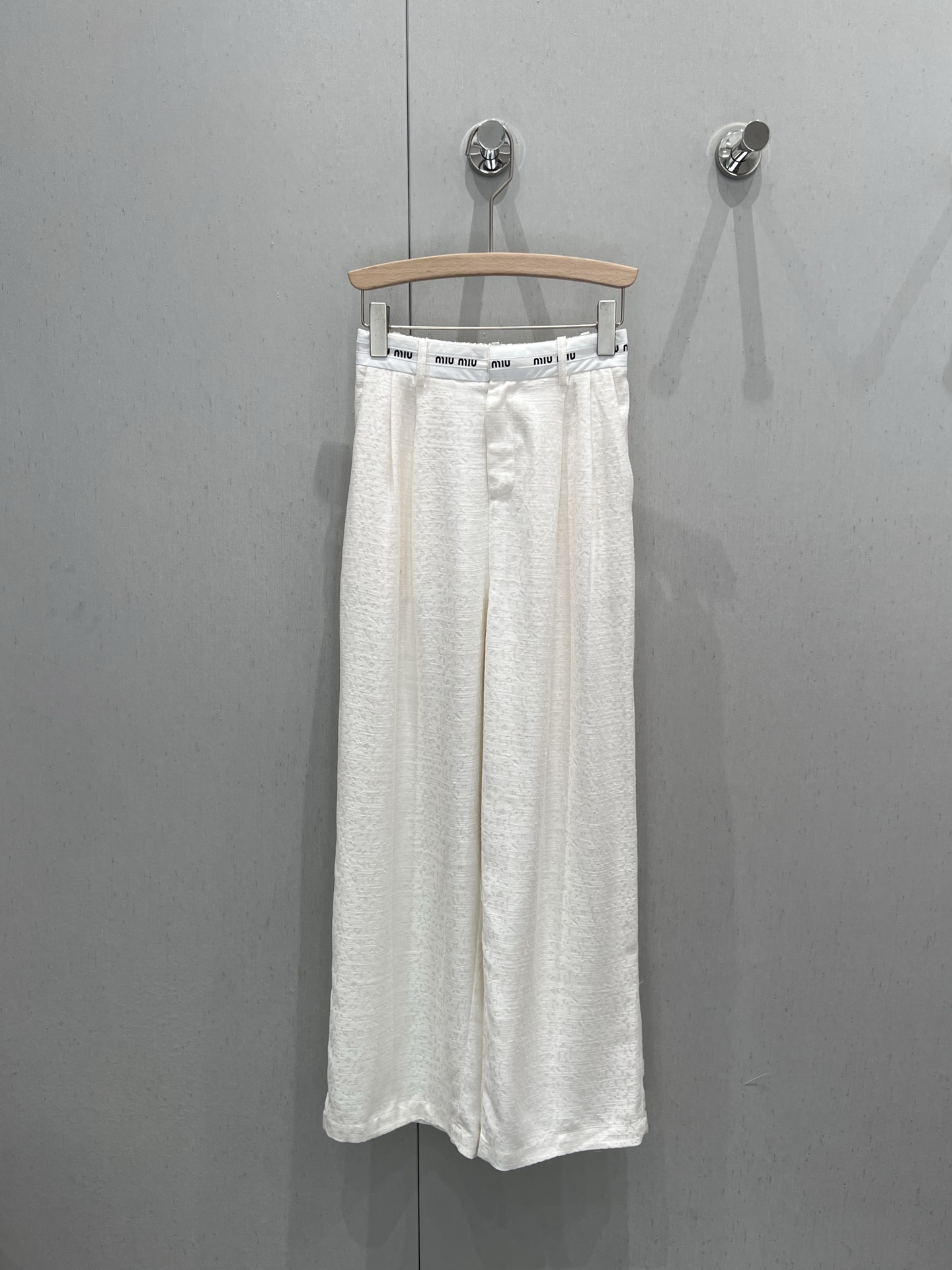 미우미우 트레이닝 바지