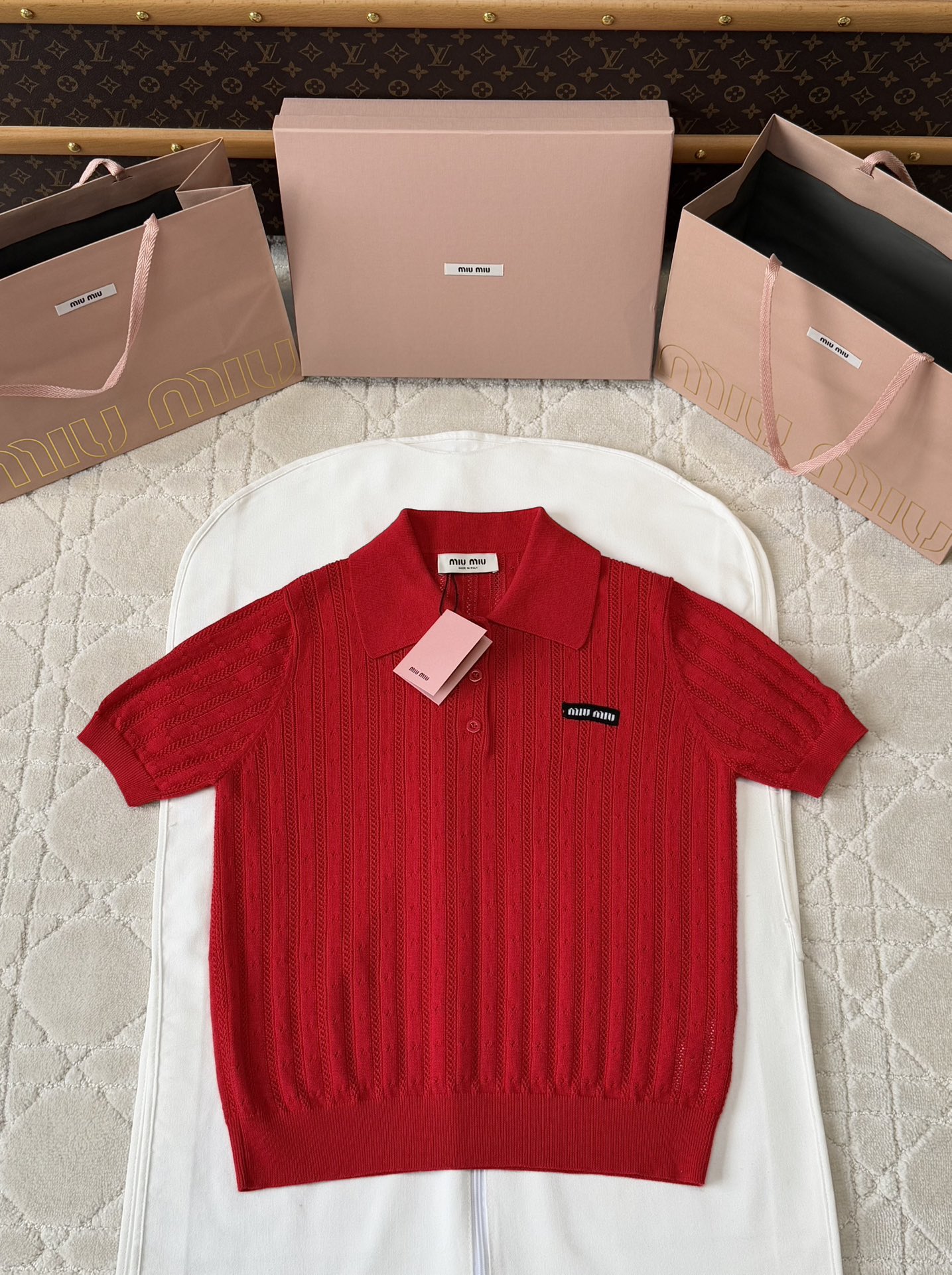 미우미우 반팔티