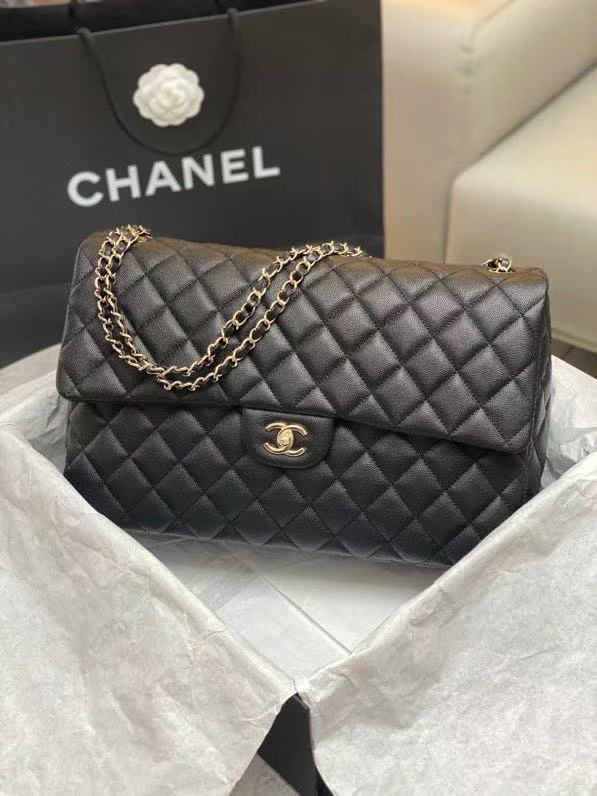 샤넬 크루즈 트래블 맥시 플랩백