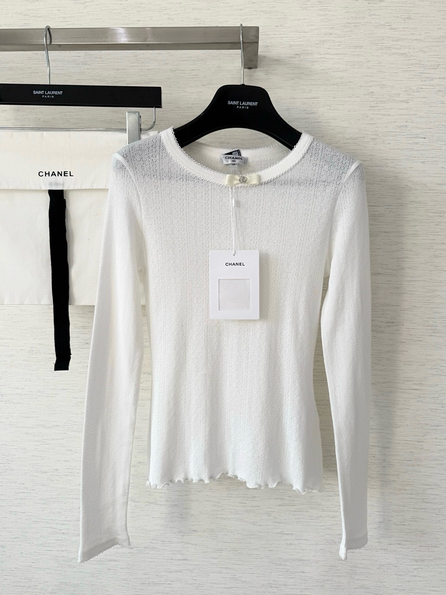 샤넬 퓨어화이트 숏슬리브 코튼