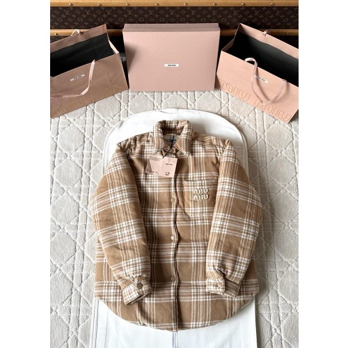 미우미우 25S 다운재킷