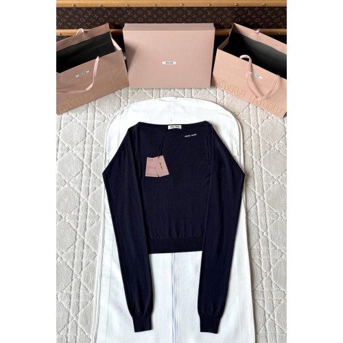 미우미우 원숄더 니트 긴팔