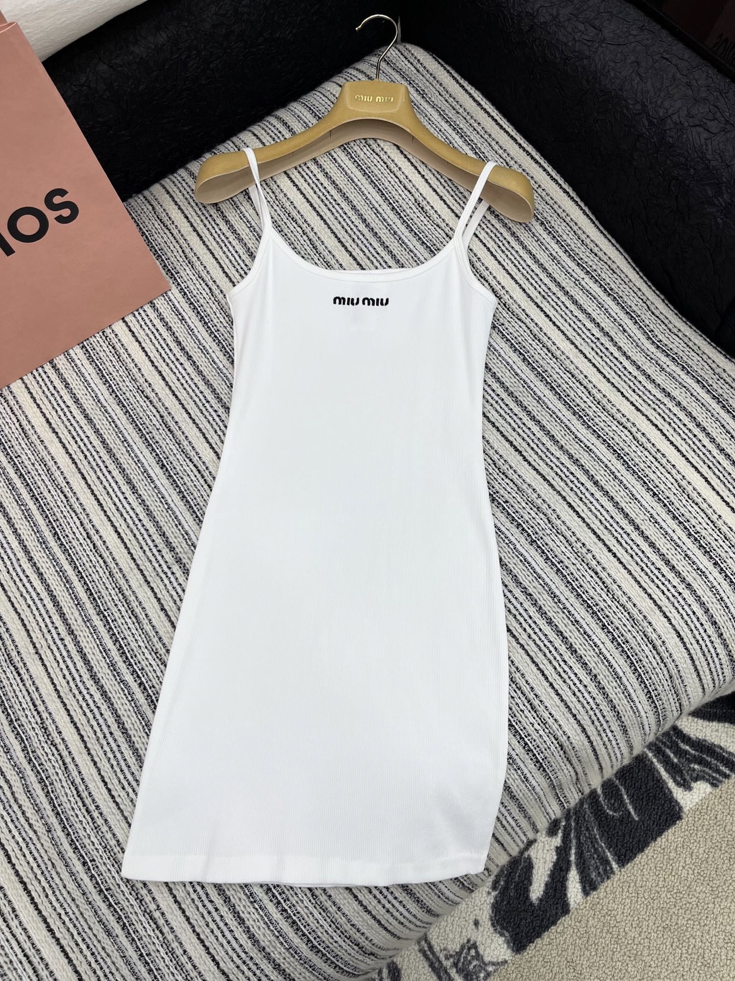 미우미우 롱 스커트