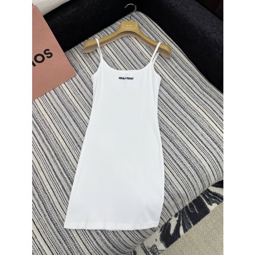 미우미우 롱 스커트