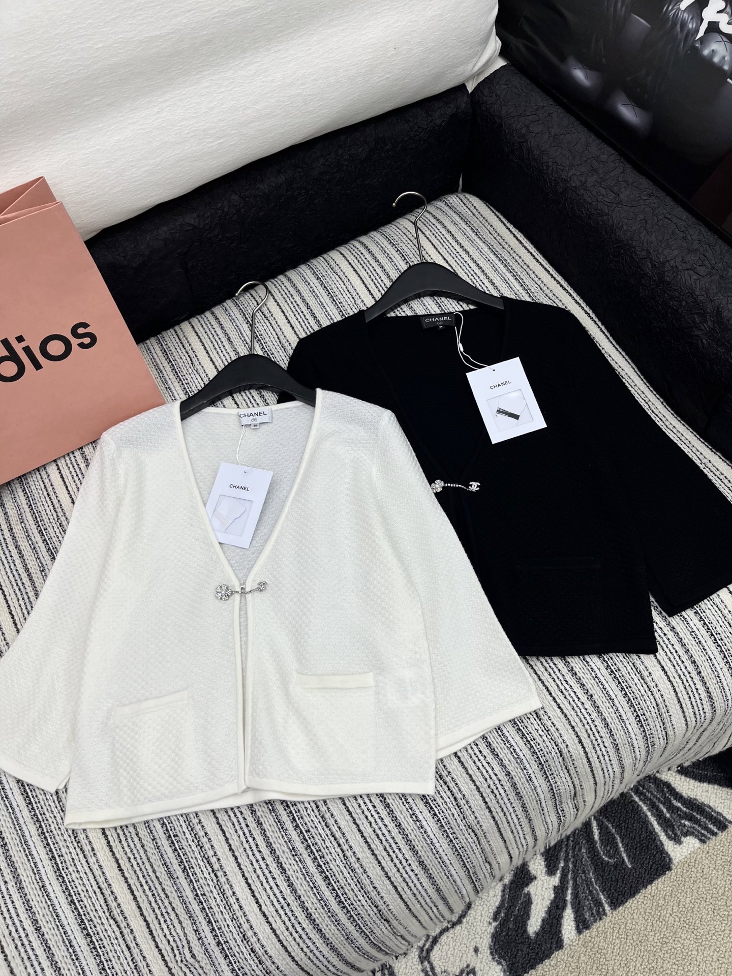 샤넬 니트 가디건