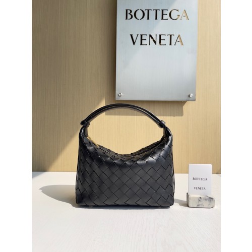 보테가베네타 미니 월리스 블랙