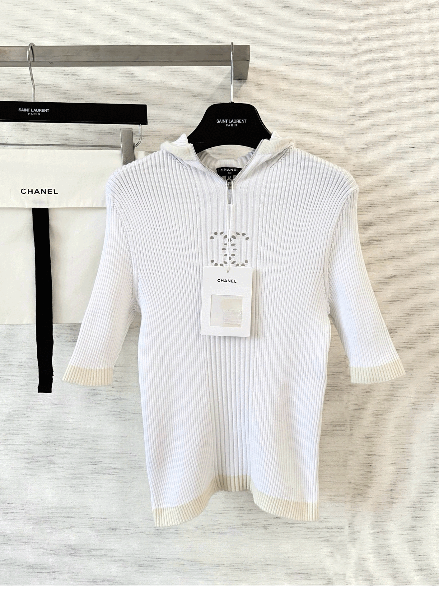 샤넬 25p 후드 반팔